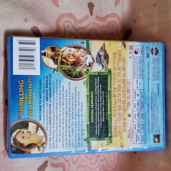 DVD Nim's Island. Movie Night - Picture 3 of 9